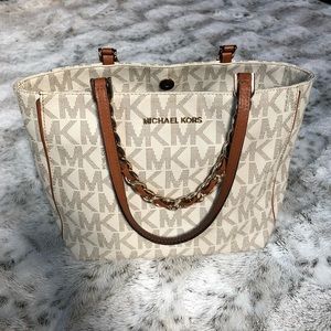 Michael Kors purse